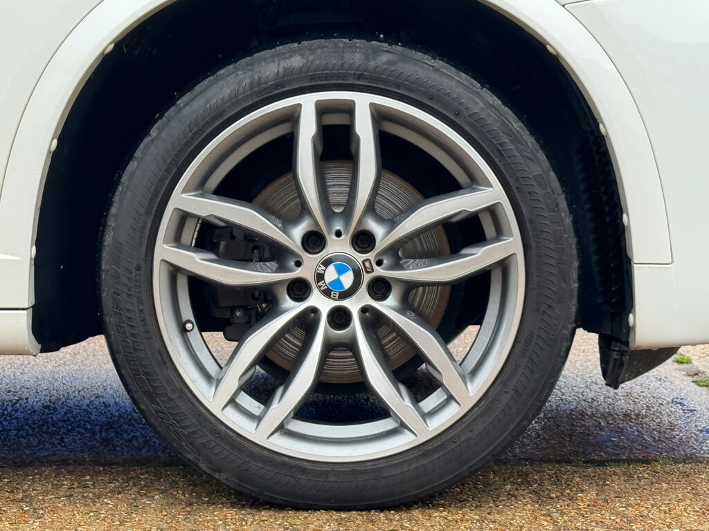 BMW X4  Red #81