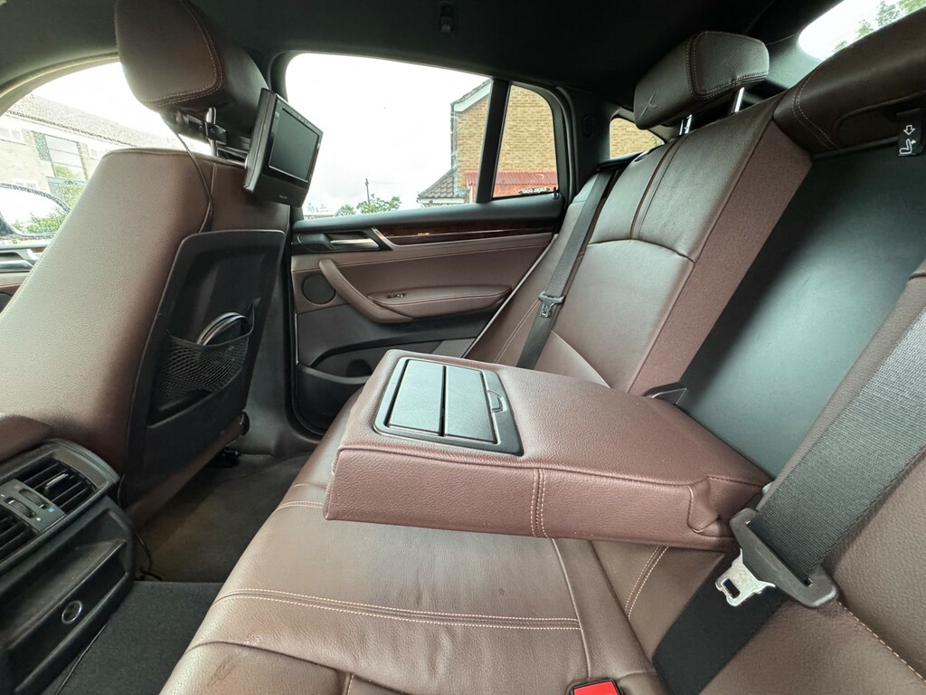 BMW X4  Red #54