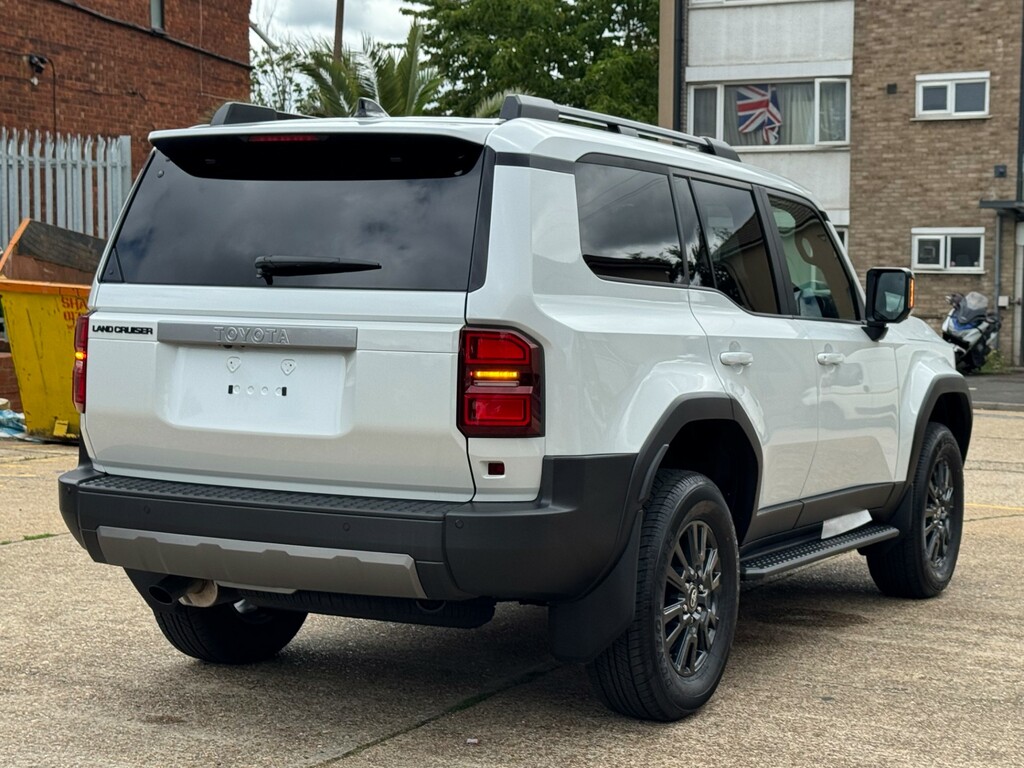 Toyota Land Cruiser Land Cruiser Prado VX First Ed Lc250 2.7L A White #6