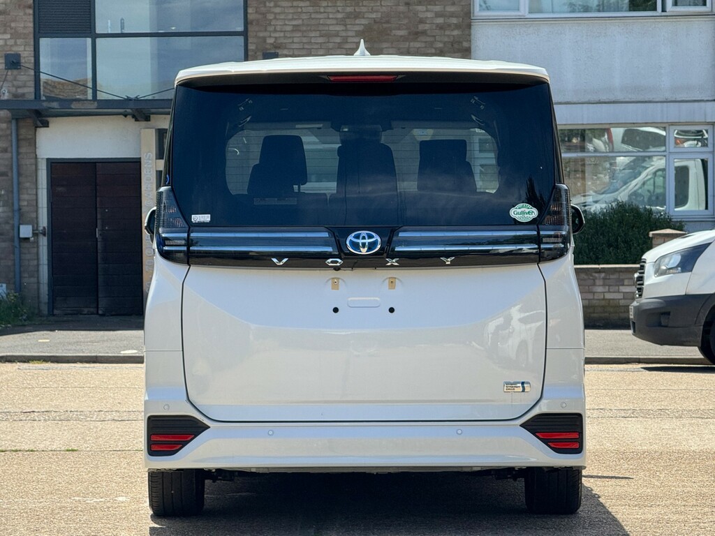 Toyota Voxy Voxy S-g Brand New 1.8L 8 Seat White #5