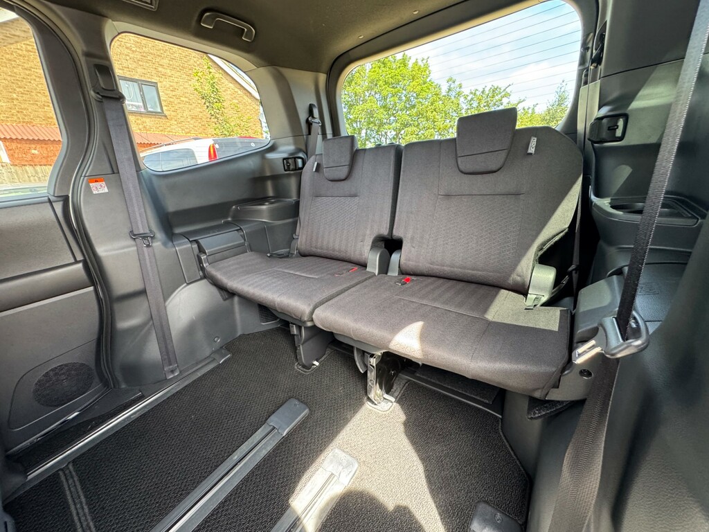 Toyota Voxy Mpv 2.0 Ulez Free P Doors Camera 7 Seat 2014 Green #65