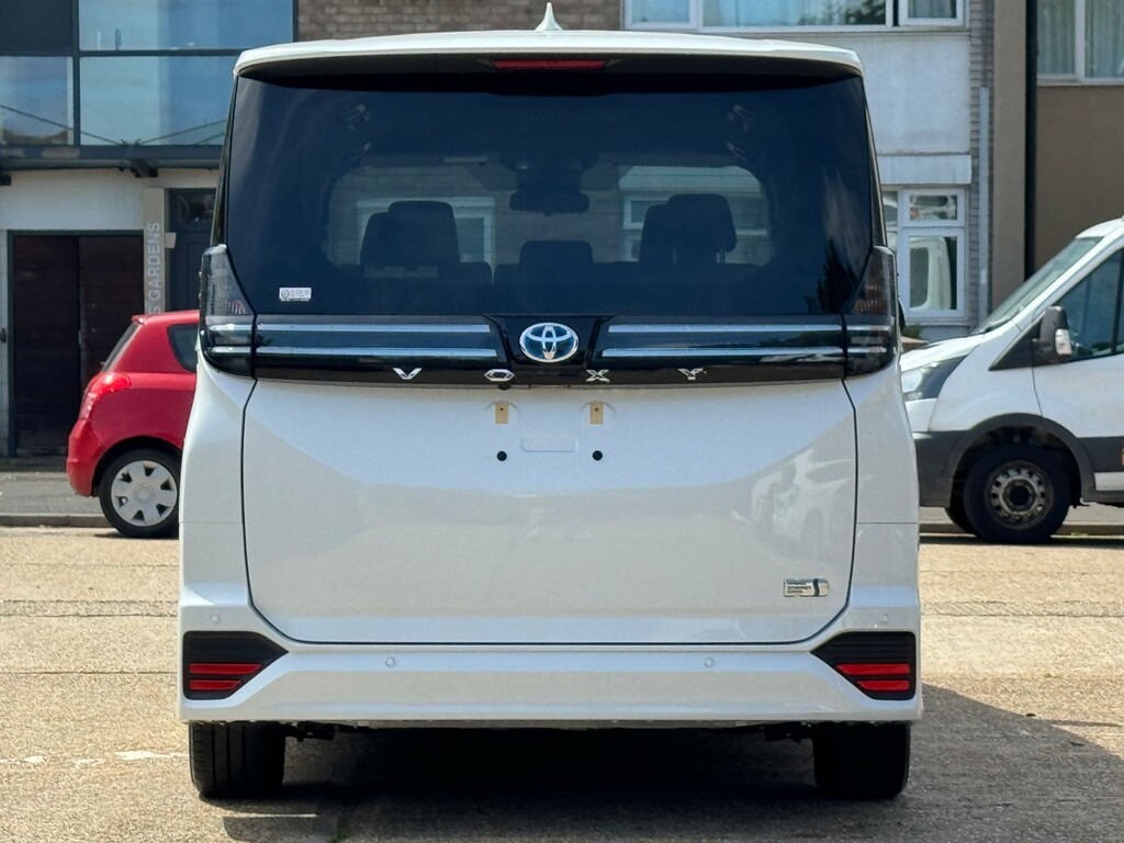 Toyota Voxy Voxy S-g Brand New 1.8L 8 Seat White #5