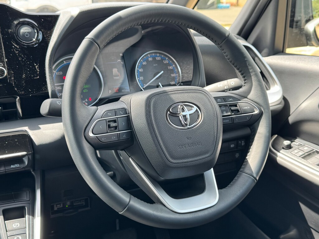 Toyota Voxy Mpv 2.0 Ulez Free P Doors Camera 7 Seat 2014 Green #36