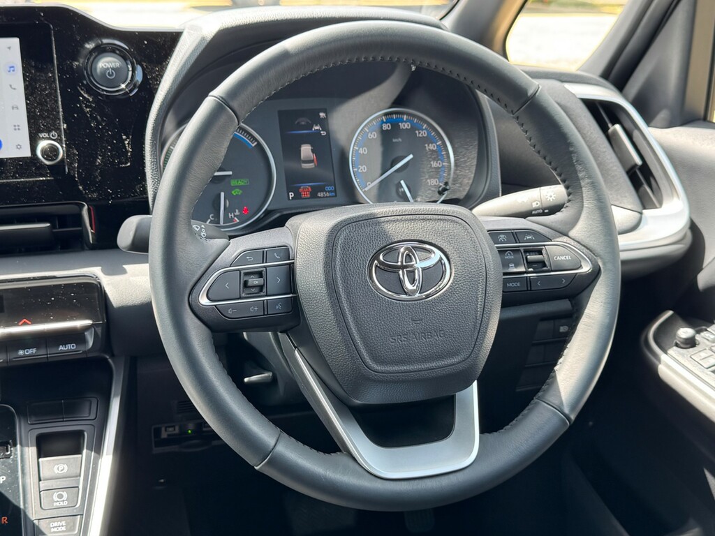 Toyota Voxy Mpv 2.0 Ulez Free P Doors Camera 7 Seat 2014 Green #47