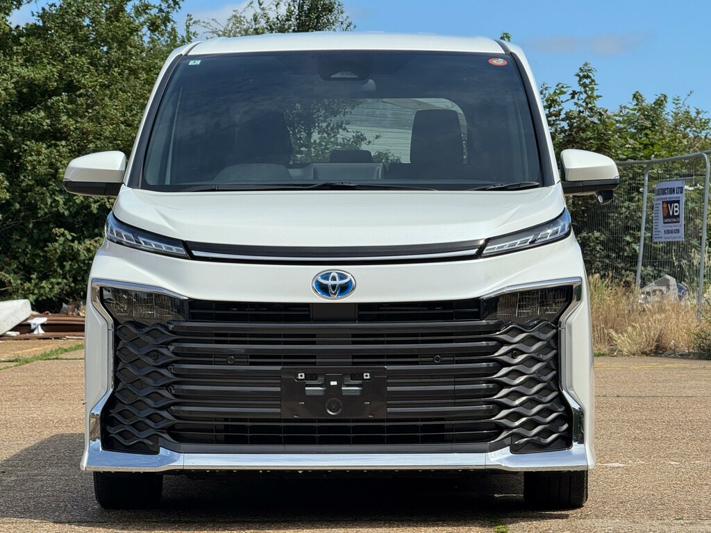 Toyota Voxy Voxy S-g Brand New 1.8L 8 Seat White #2