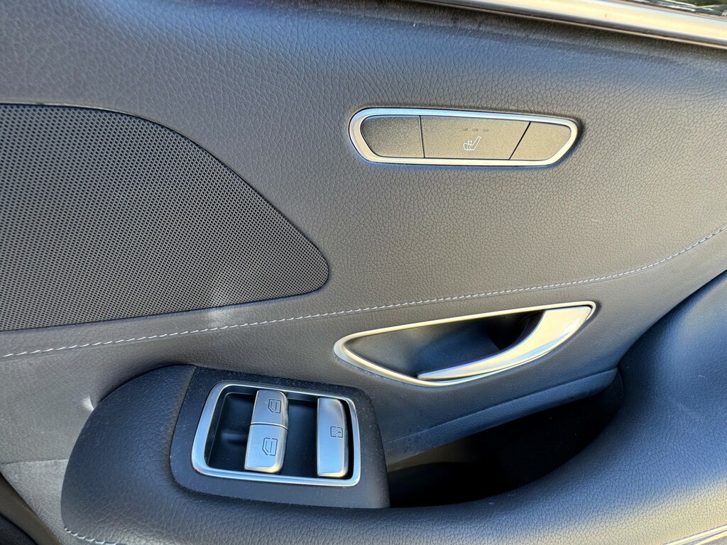 Mercedes-Benz S Class Black #69