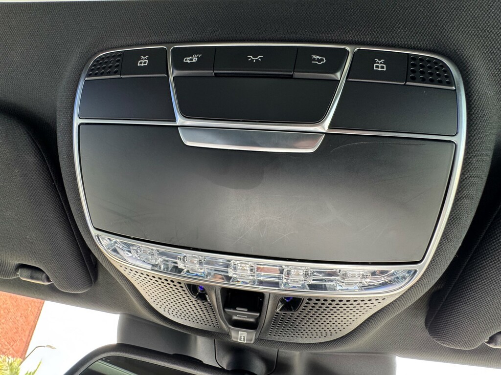 Mercedes-Benz S Class Black #52