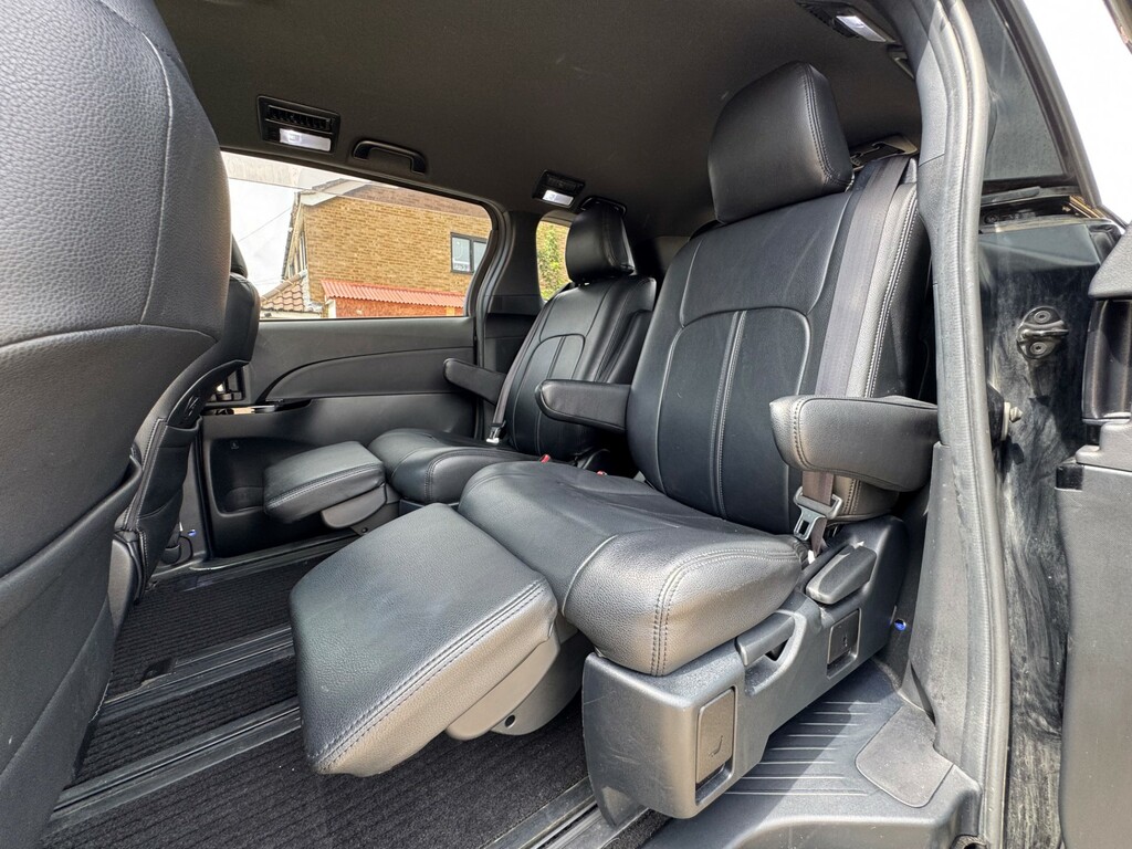 Toyota Estima 2.4 G Imported Silver #55