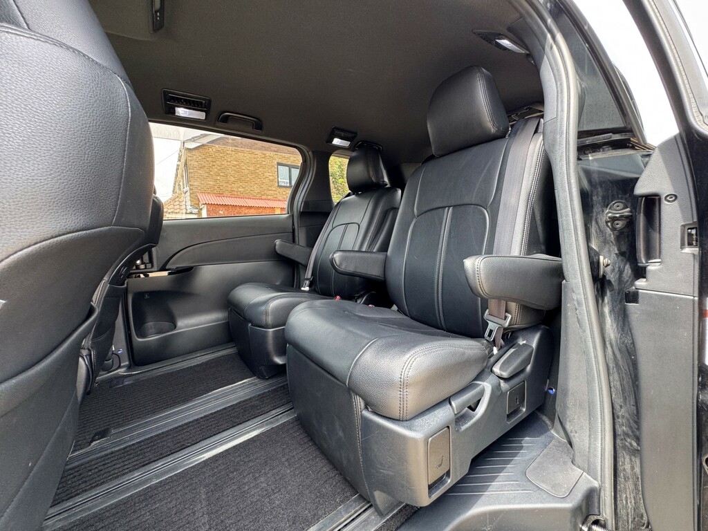 Toyota Estima 2.4 G Imported Silver #54
