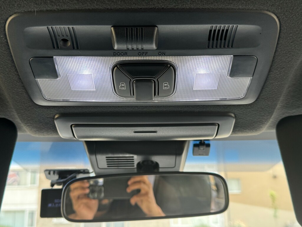 Toyota Estima 2.4 G Imported Silver #29