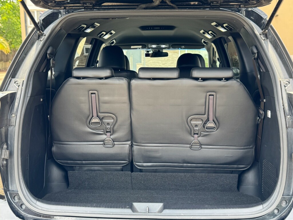 Toyota Estima 2.4 G Imported Silver #75