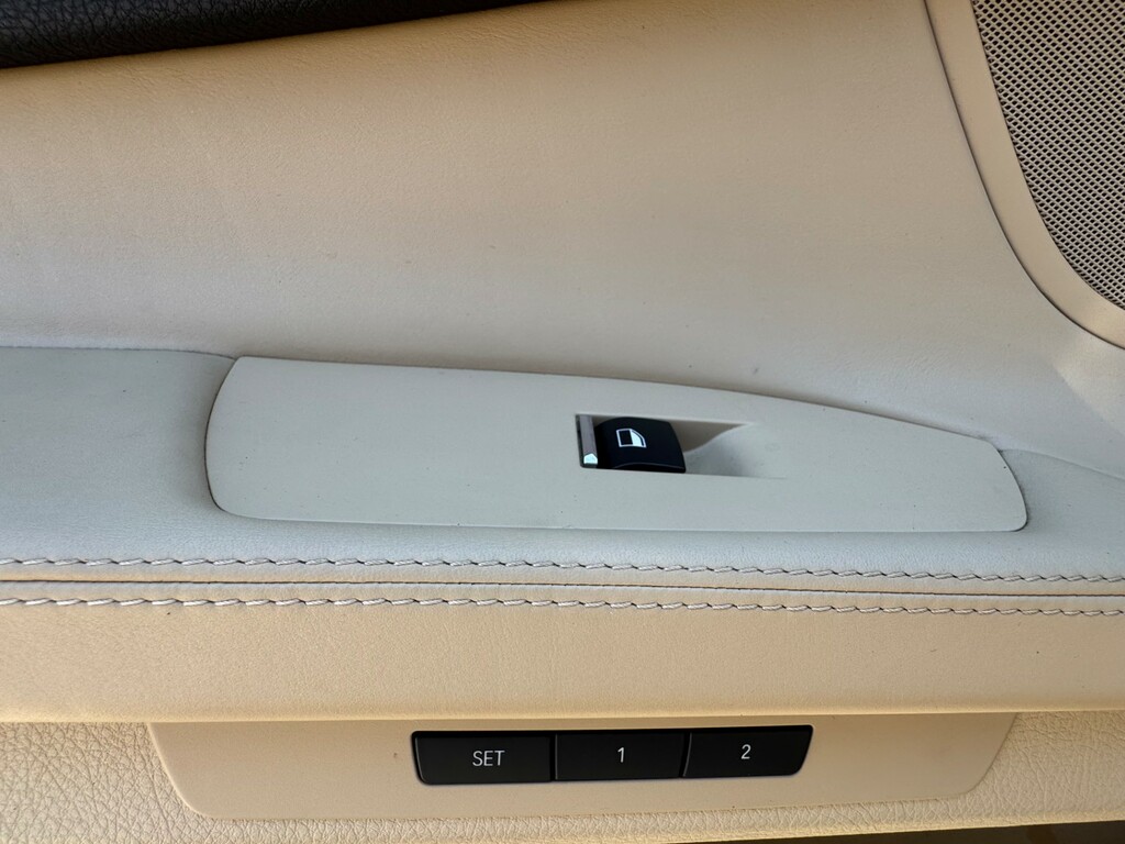 BMW 7 Series 3.0 730D M Sport White #44