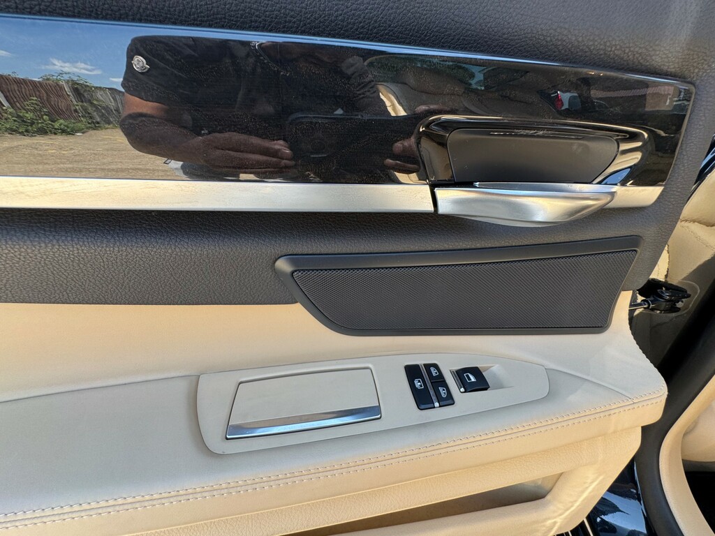 BMW 7 Series 3.0 730D M Sport White #51