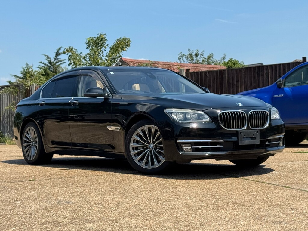 BMW 7 Series Saloon Black