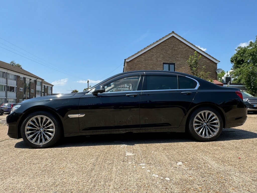 BMW 7 Series 3.0 730D M Sport White #8