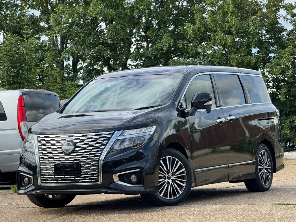 Nissan Elgrand Nissan Elgrand Highway Star S 2.5 23-2 Black #3