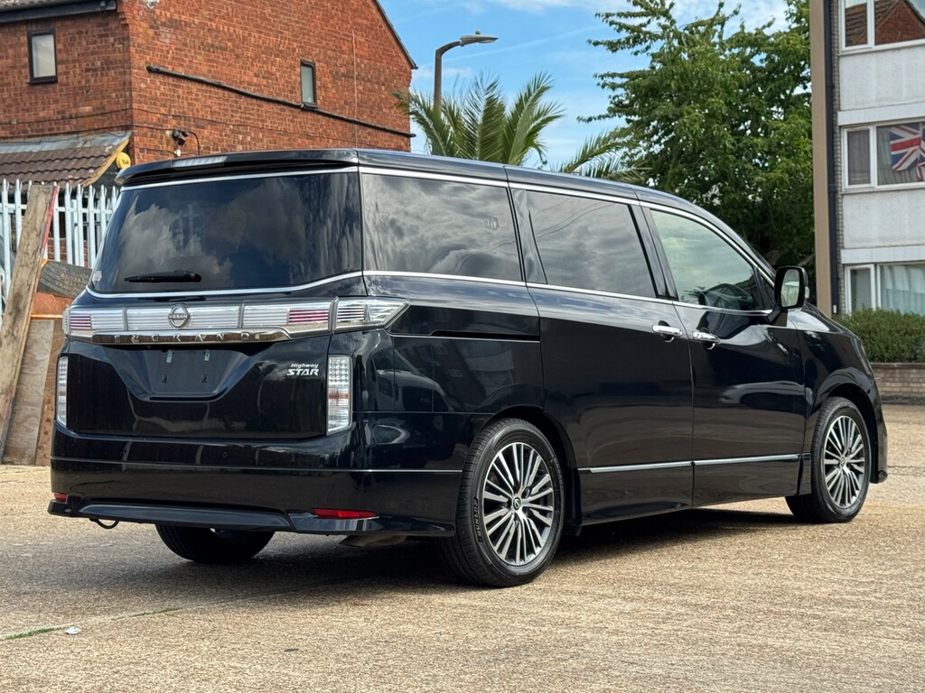 Nissan Elgrand Nissan Elgrand Highway Star S 2.5 23-2 Black #6