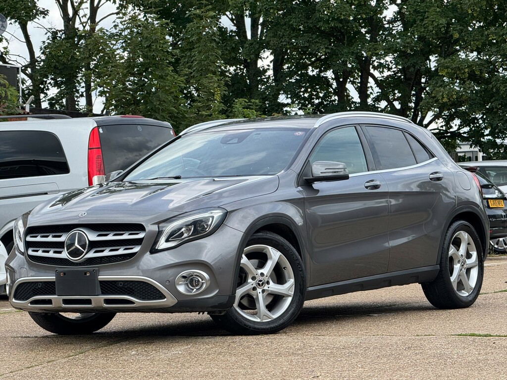 Mercedes-Benz GLA Class Suv Grey #3
