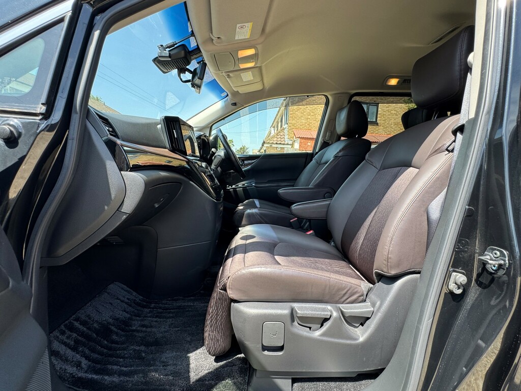Nissan Elgrand 2.4 2.5 Black #13