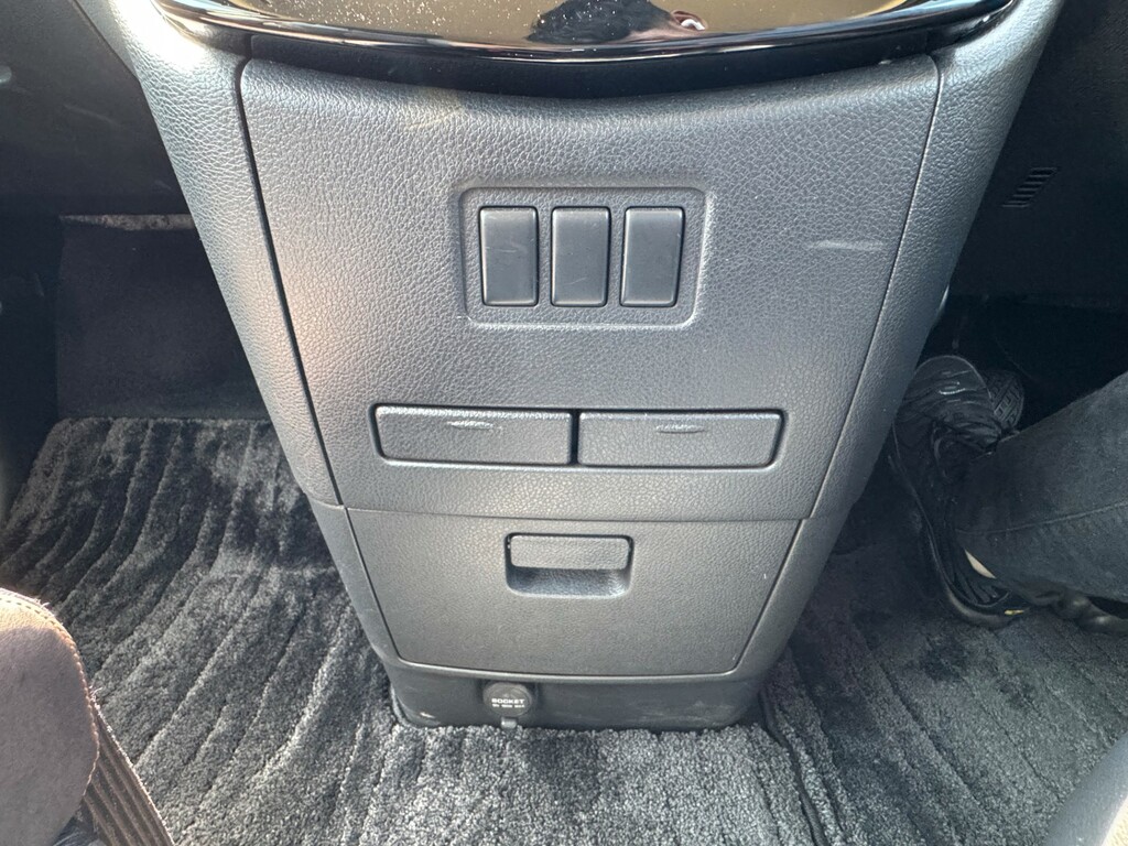 Nissan Elgrand 2.4 2.5 Black #54