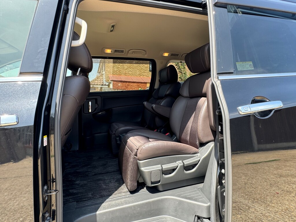 Nissan Elgrand 2.4 2.5 Black #21