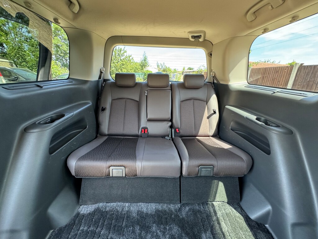 Nissan Elgrand 2.4 2.5 Black #30
