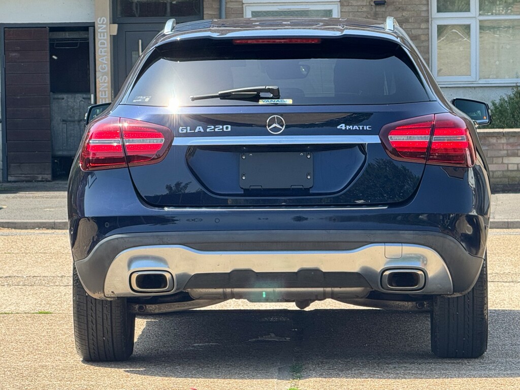 Mercedes-Benz GLA Class Suv Grey #5