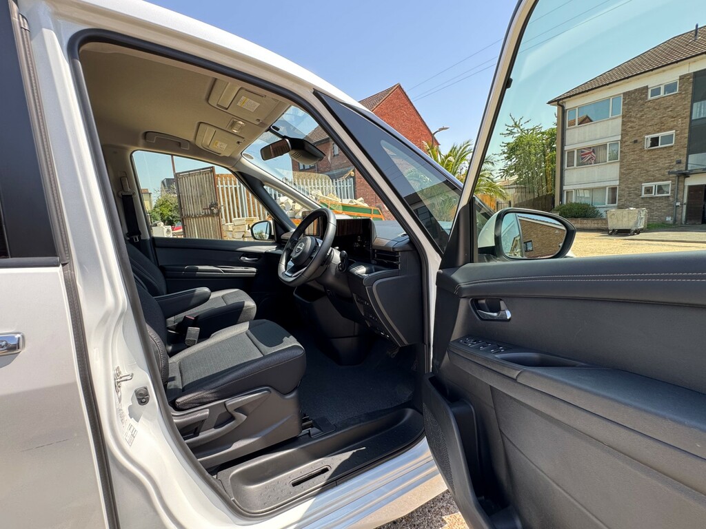Nissan Serena 0L White #12