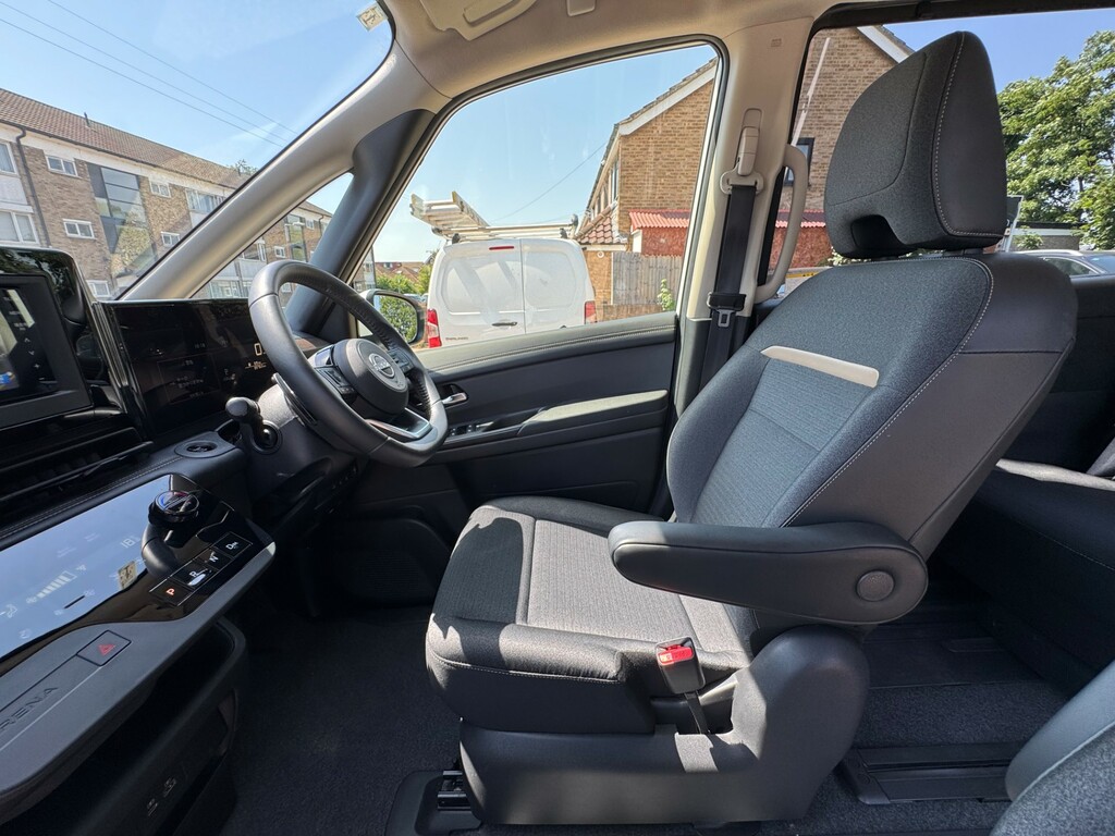 Nissan Serena 0L White #16