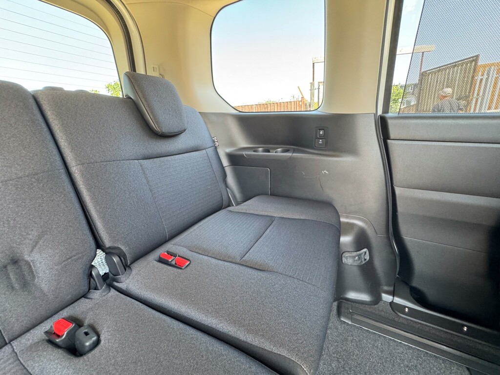 Nissan Serena 0L White #32
