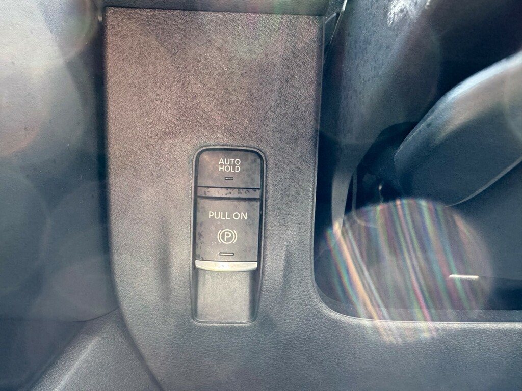 Nissan Serena 0L White #52