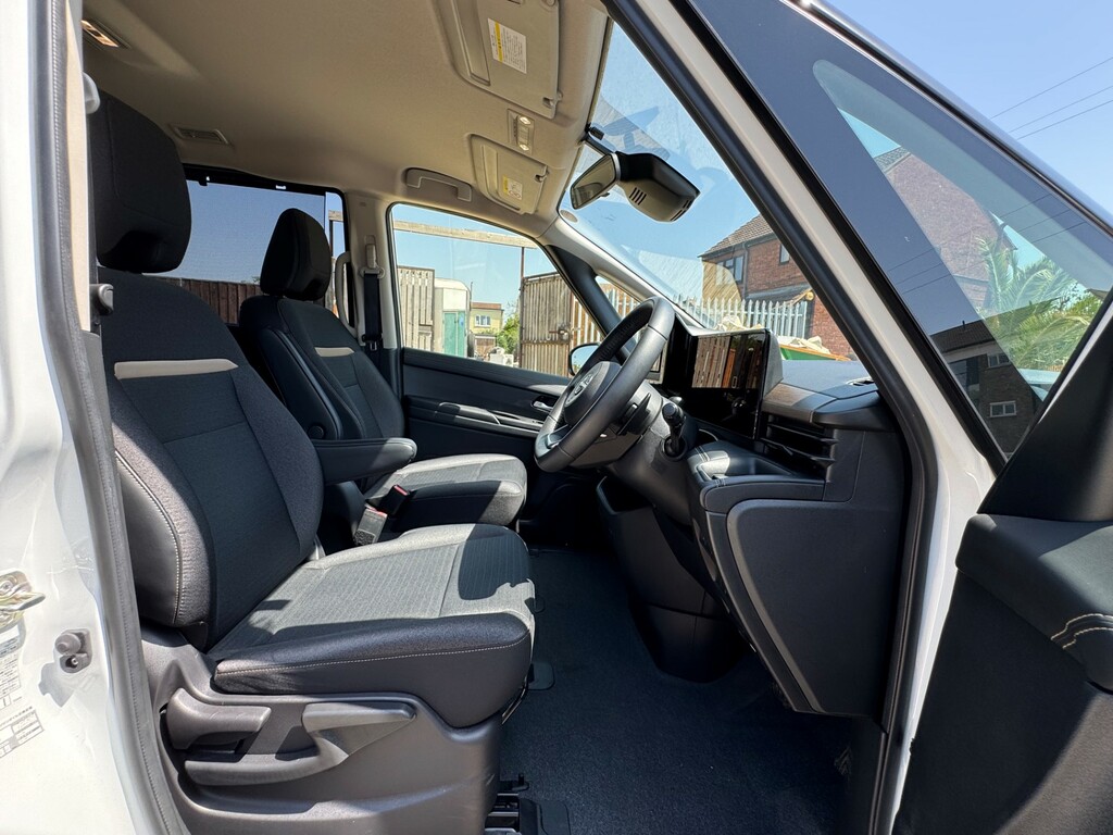 Nissan Serena 0L White #14