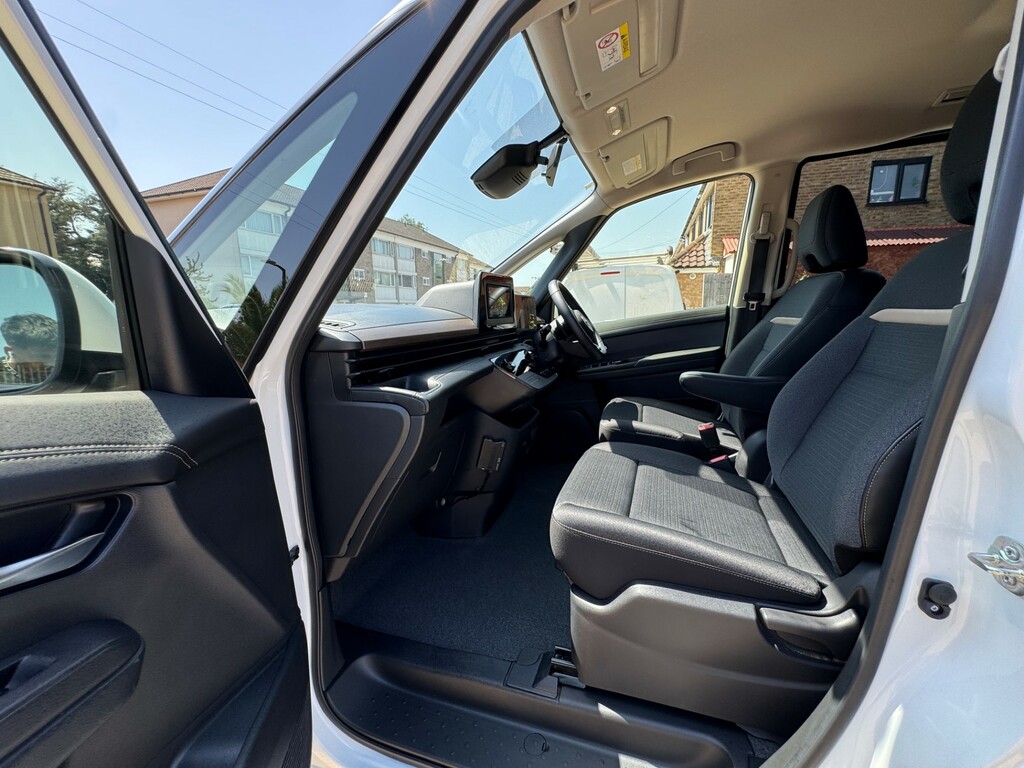 Nissan Serena 0L White #20