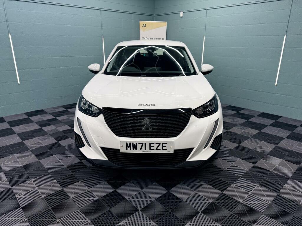 Peugeot 2008 Puretech Gt Premium Suv White #8