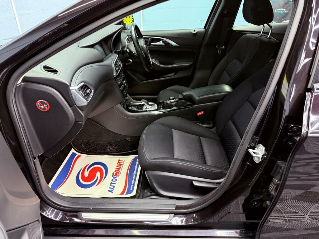 Infiniti QX30 Premium Tech 2.2  #34