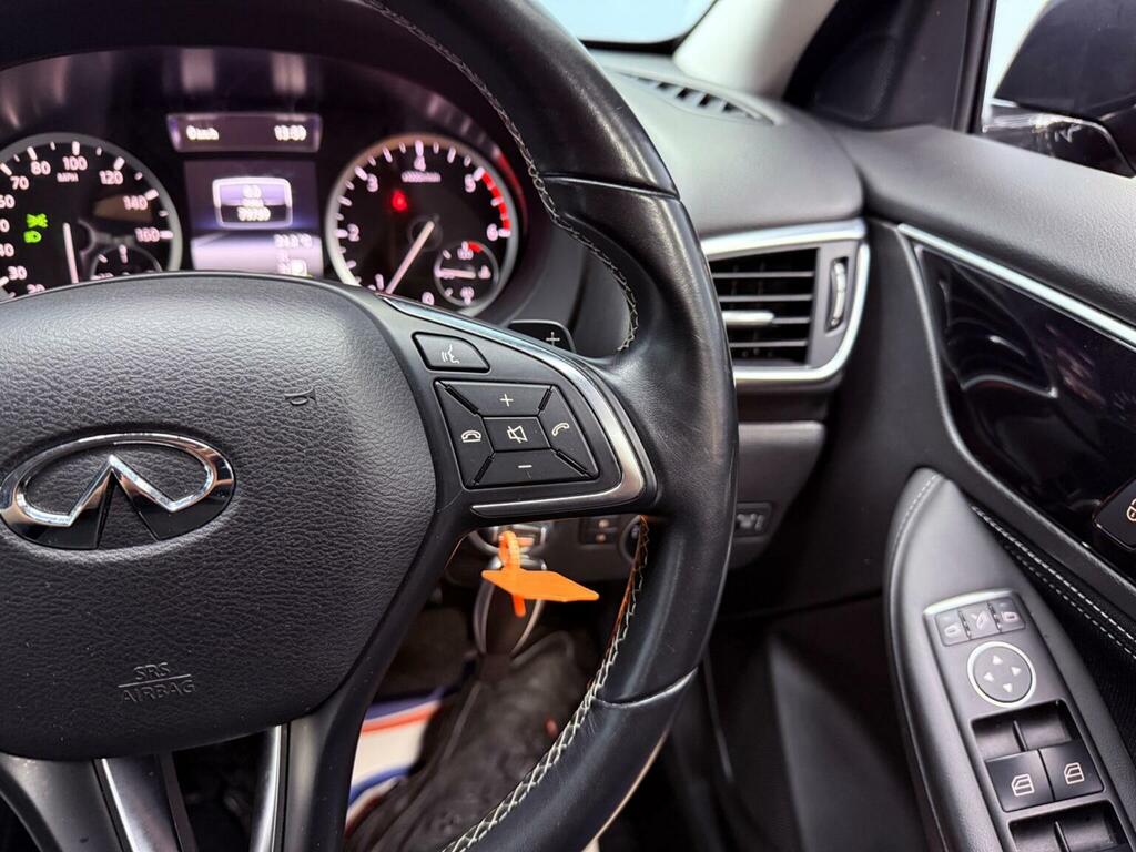 Infiniti QX30 Premium Tech 2.2  #24