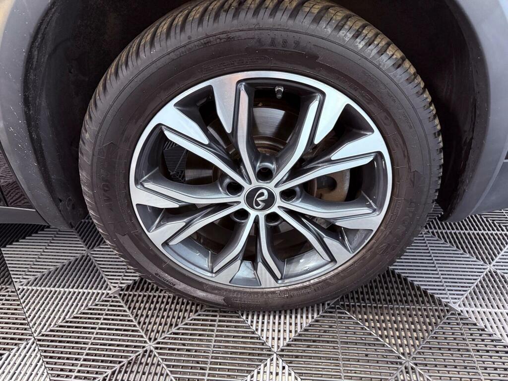 Infiniti QX30 Premium Tech 2.2  #62