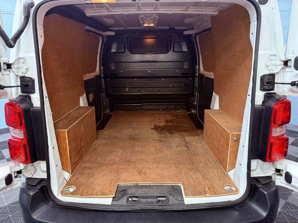 Citroen Dispatch 1.5 XL 1200 Enterprise Bluehdi Ss 101 Bhp White #37