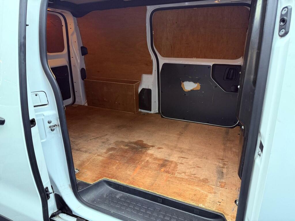 Citroen Dispatch 1.5 XL 1200 Enterprise Bluehdi Ss 101 Bhp White #40