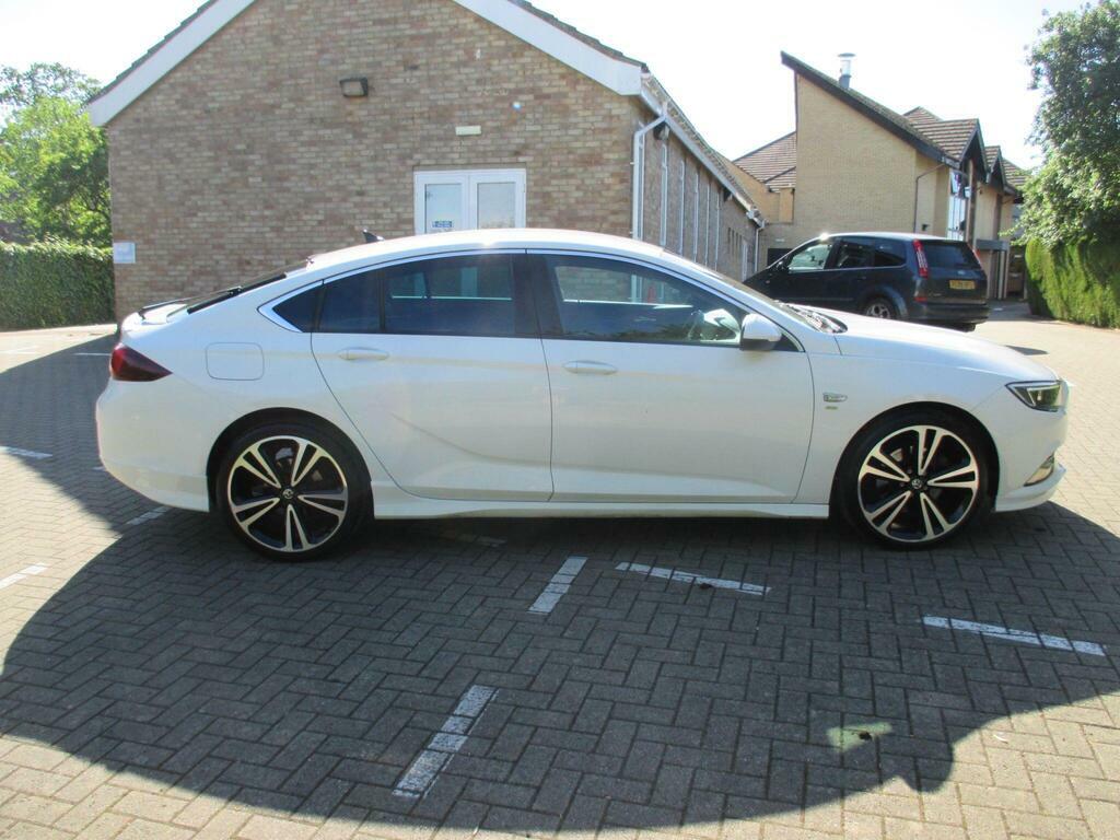 Vauxhall Insignia 2.0 Turbo D Blueinjection Sri VX Line Nav Grand Sp DY18OUP White #6