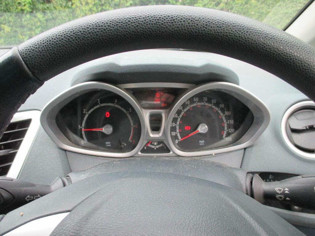 Ford Fiesta 1.25 Zetec 82 Black #14