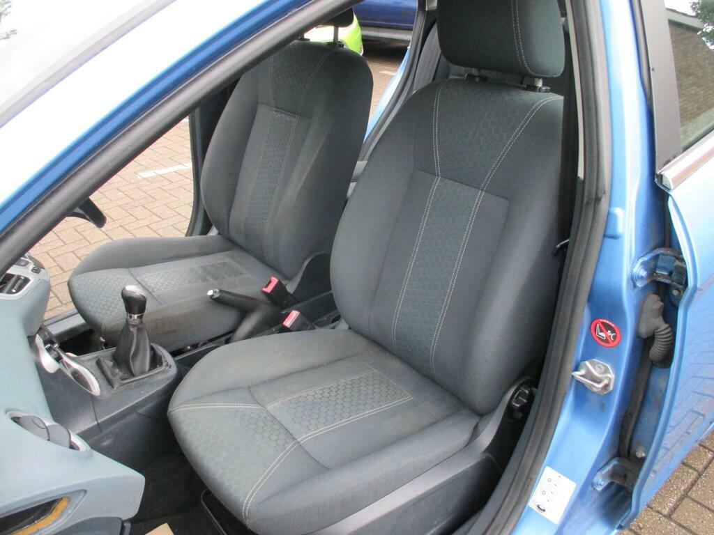 Ford Fiesta 1.25 Zetec 82 Black #17