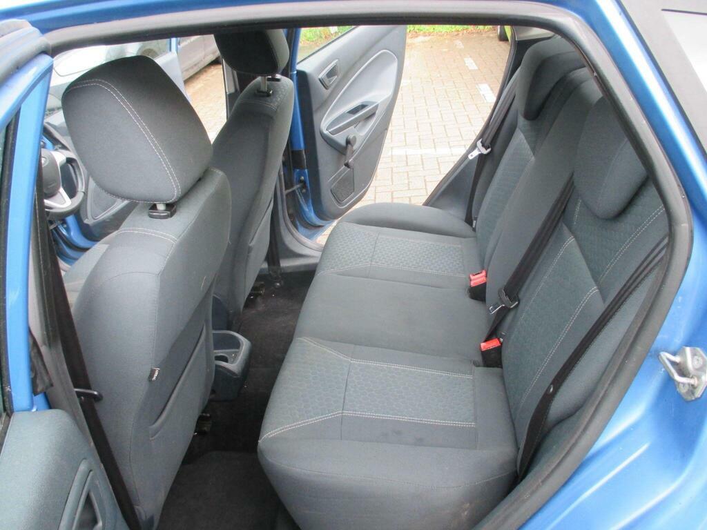 Ford Fiesta 1.25 Zetec 82 Black #19