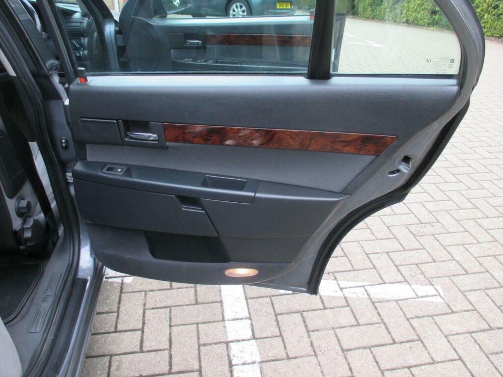 Vauxhall Omega 2.2L Cd 16V Gold #39