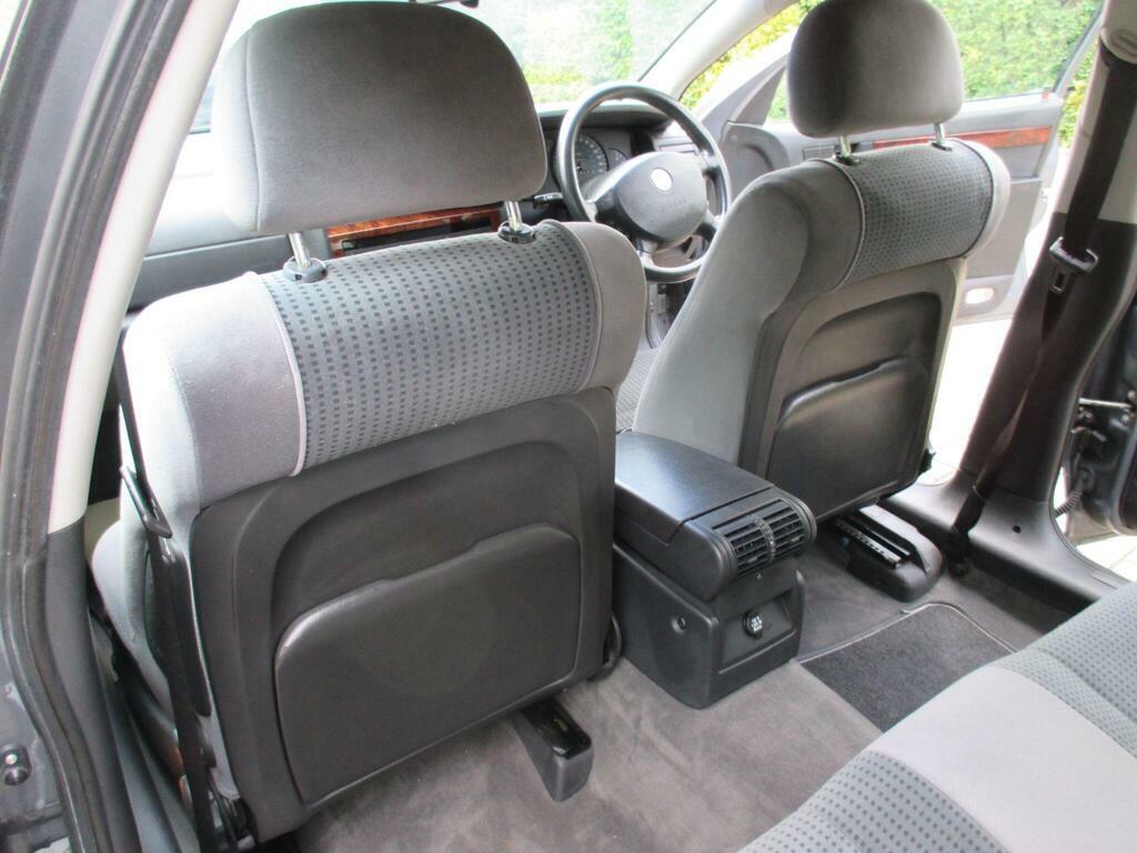 Vauxhall Omega 2.2L Cd 16V Gold #29