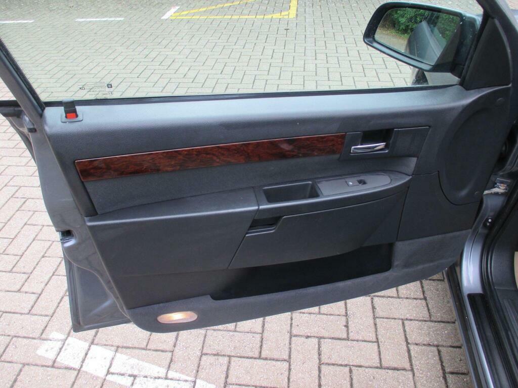 Vauxhall Omega 2.2L Cd 16V Gold #41