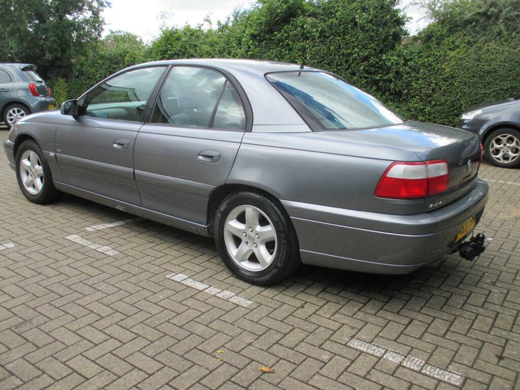 Vauxhall Omega 2.2L Cd 16V Gold #8