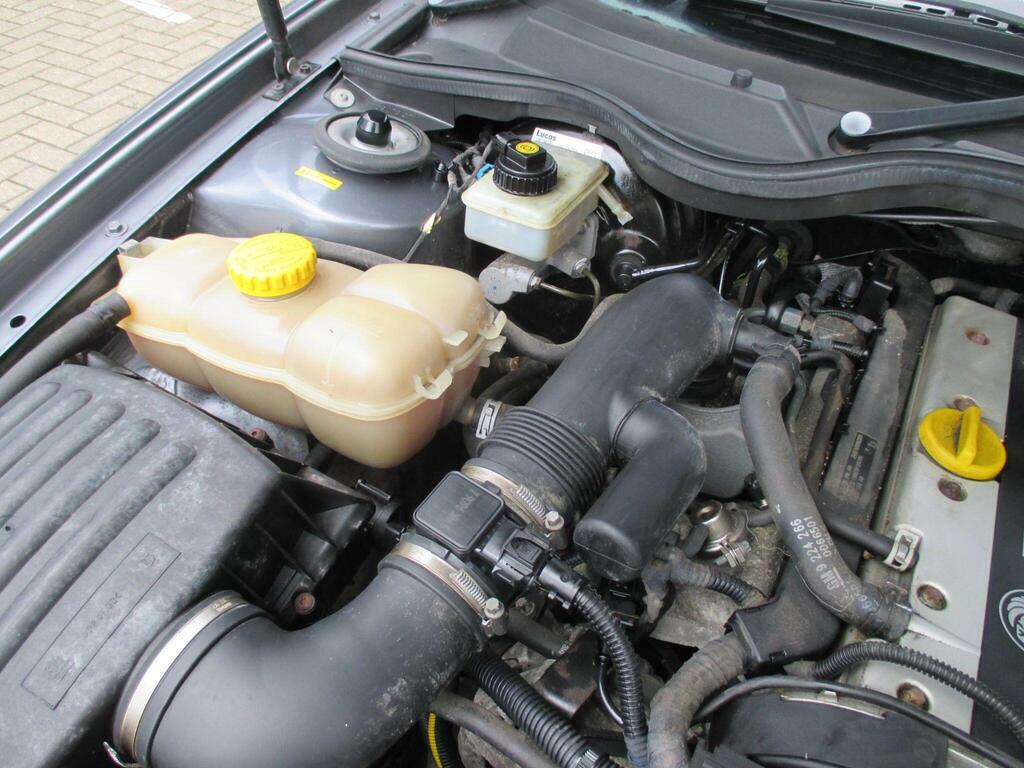 Vauxhall Omega 2.2L Cd 16V Gold #46