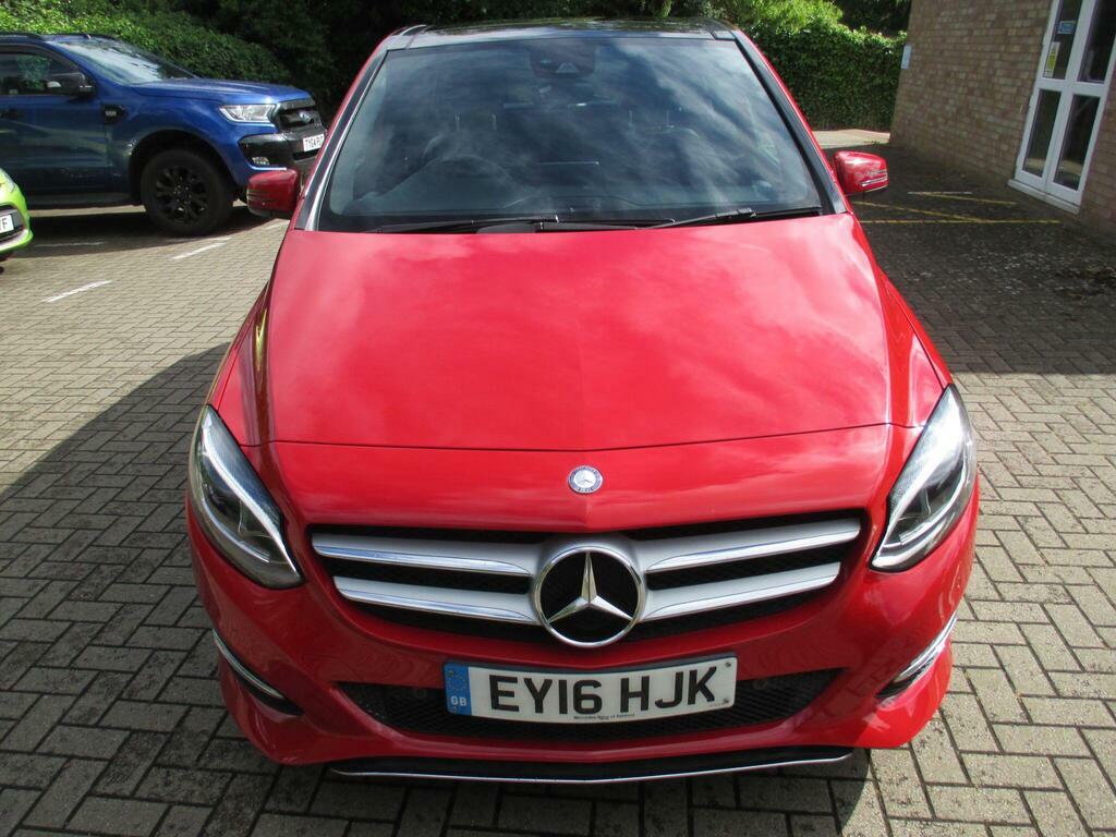 Mercedes-Benz B Class 1.6 B180 Sport Premium Plus Euro 6 S S Red #3