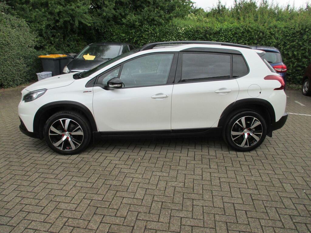 Peugeot 2008 1.2 Puretech Allure Premium Red #7